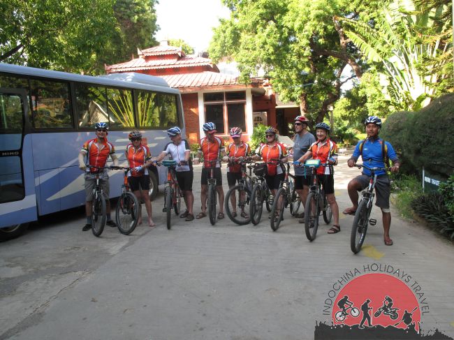 Nha Trang Cycle To Hanoi Along The Coast and Ho Chi Minh Trails - 12 Days 1