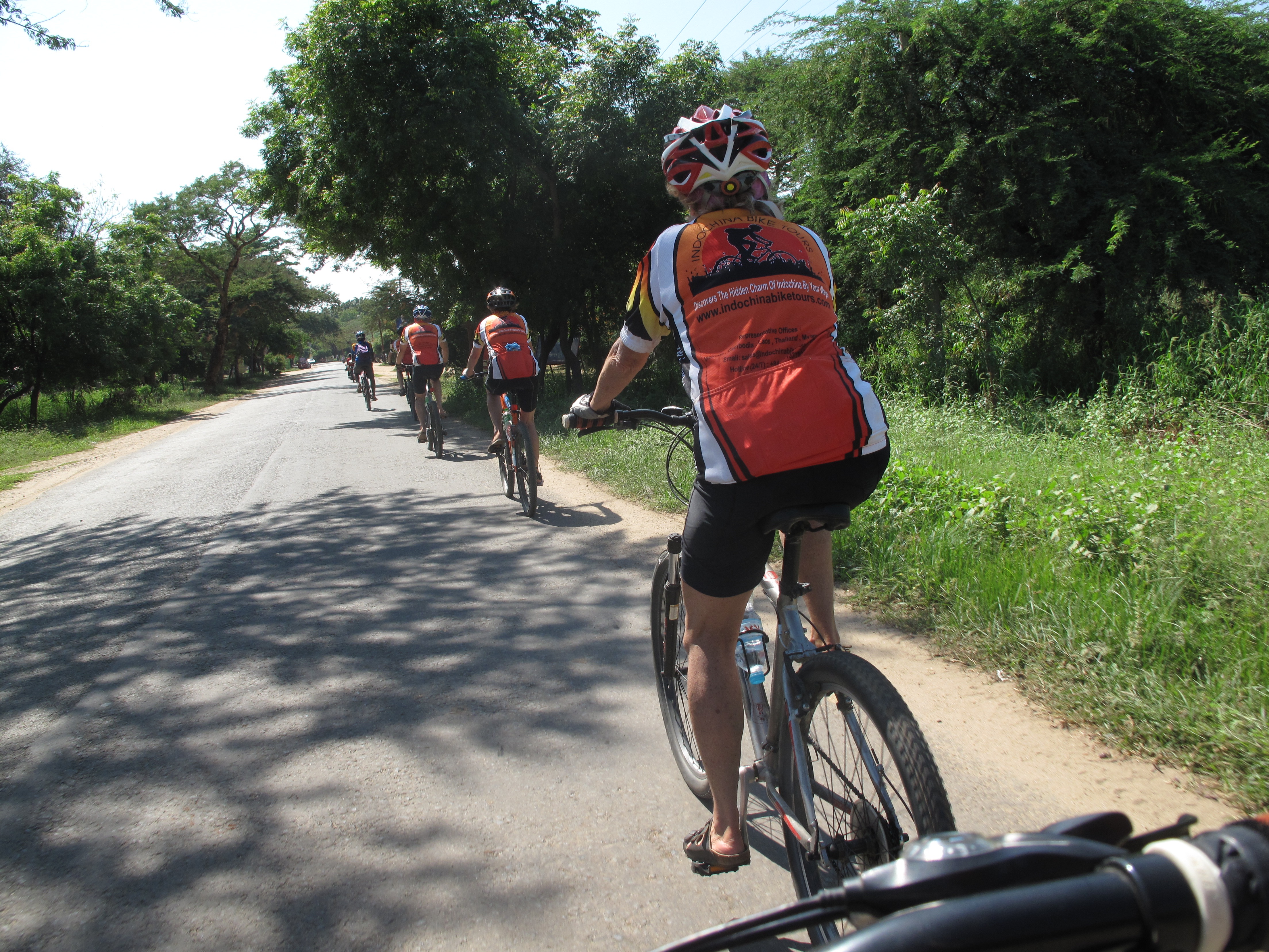 Saigon Cycling To Phnom Penh - 5 Days 1